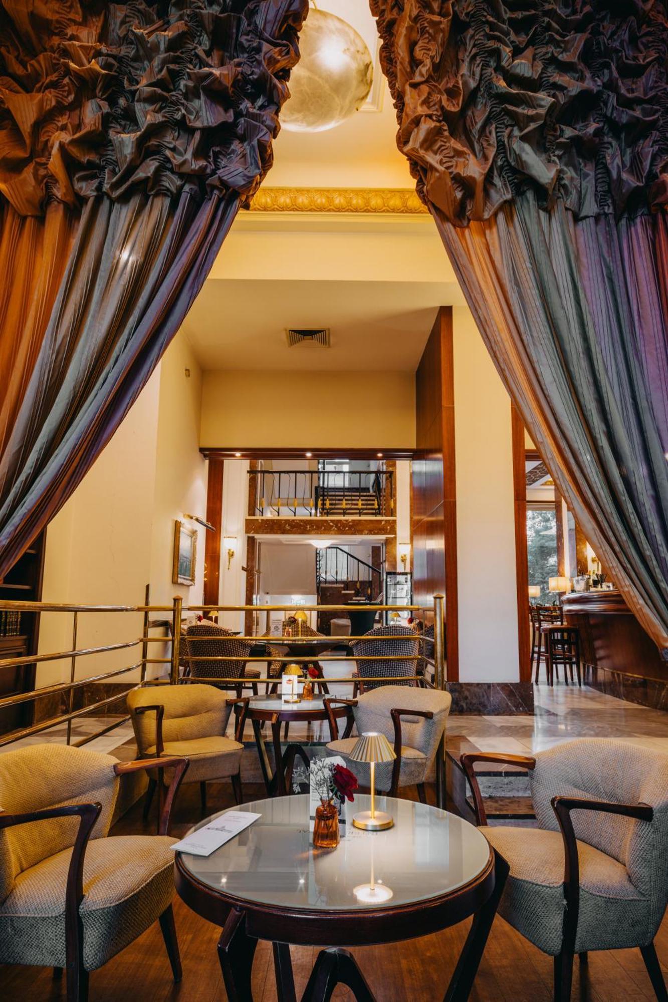 Grand International - Czech Leading Hotel